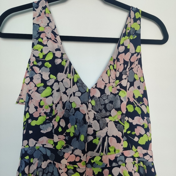 *BCBGMAXAZRIA Jessica Floral-Print Handkerchief Dress – 2 - Picture 6 of 9